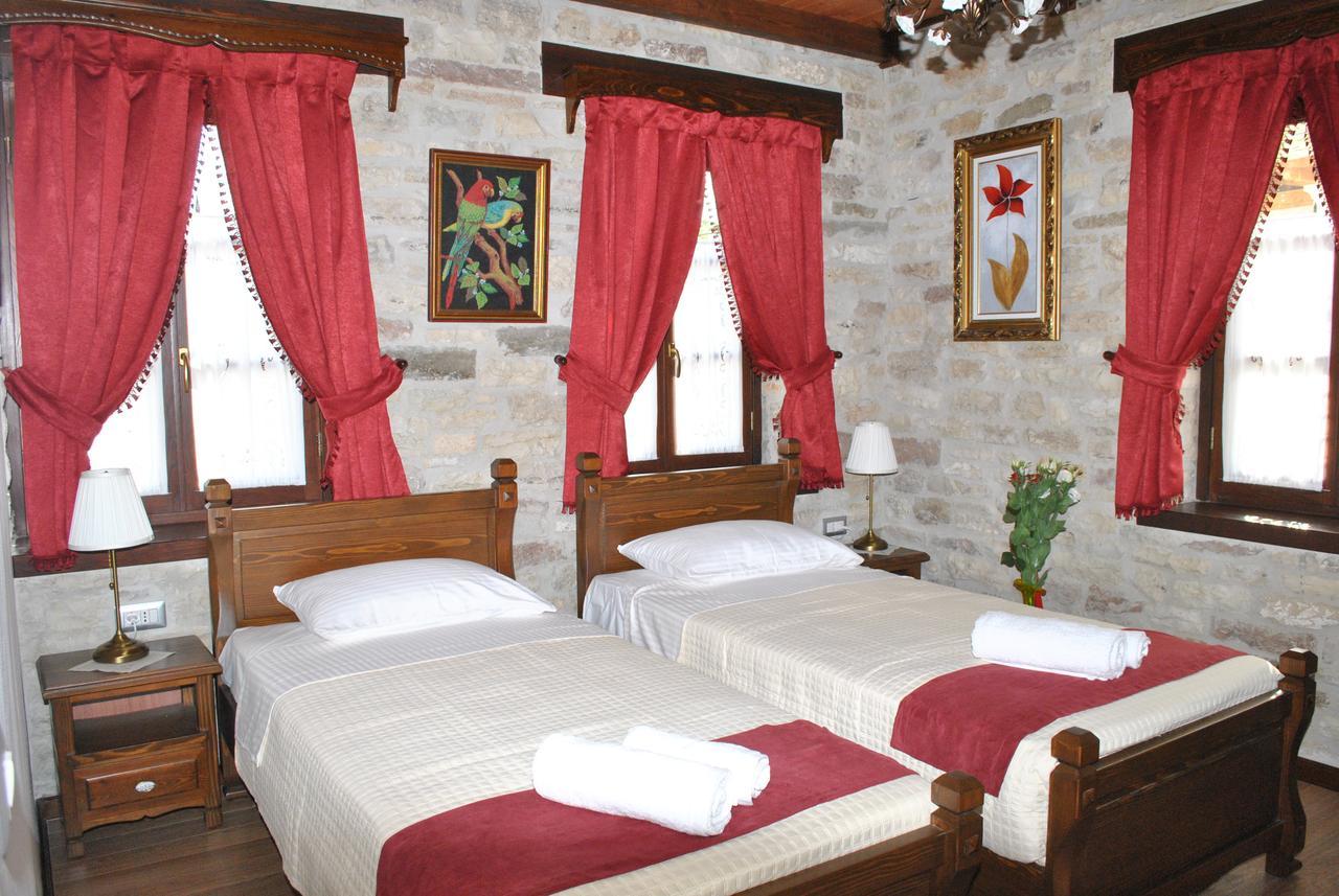 Kastro Hotel