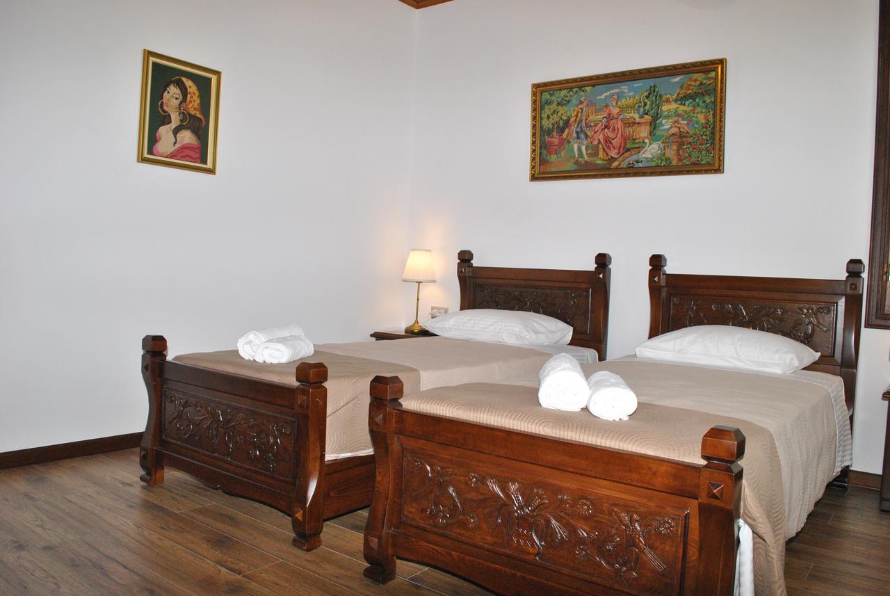 Hotel Kastro *